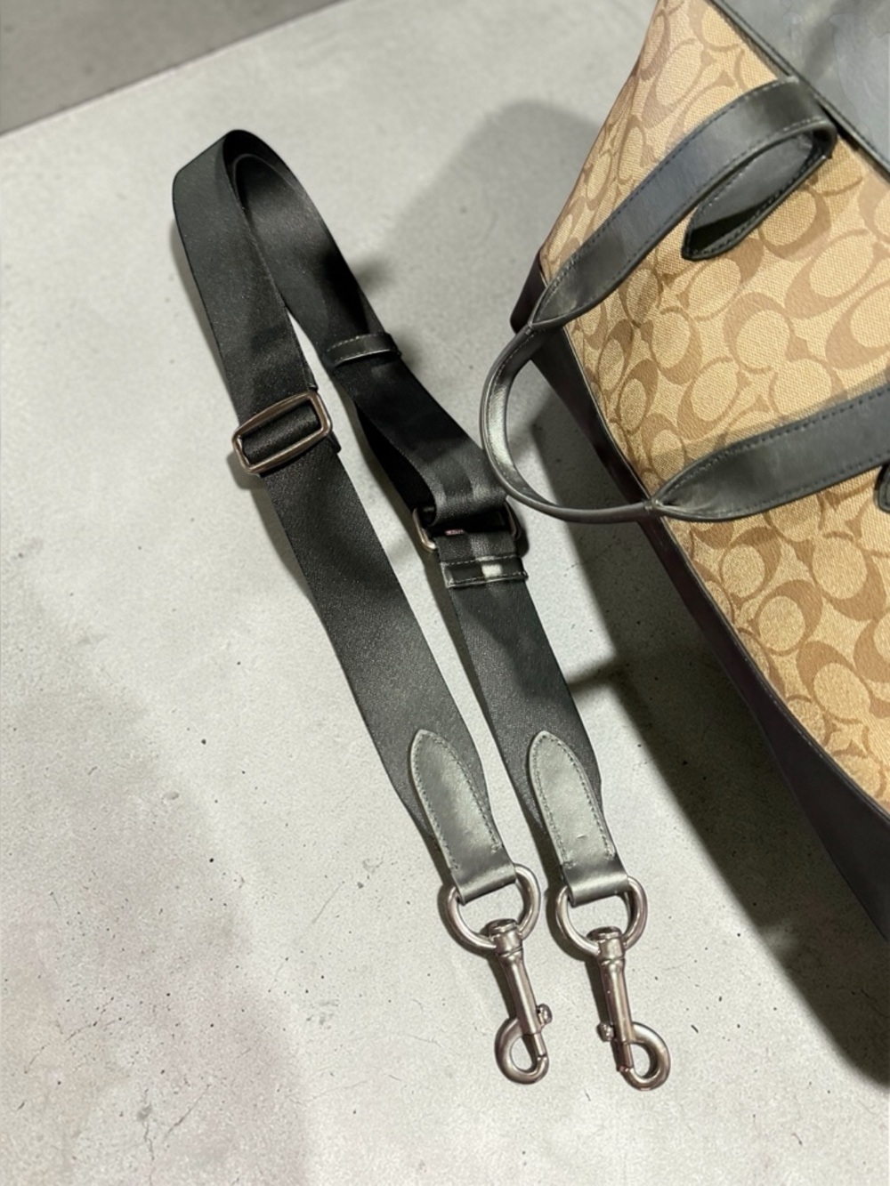 Coach Metropolitan Brief 40 Signature Coated Canvas - Picture 9 of 13